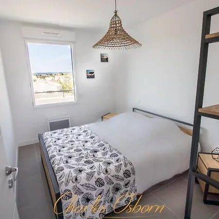 Apartment Beautiful Rooftop For 6 People *